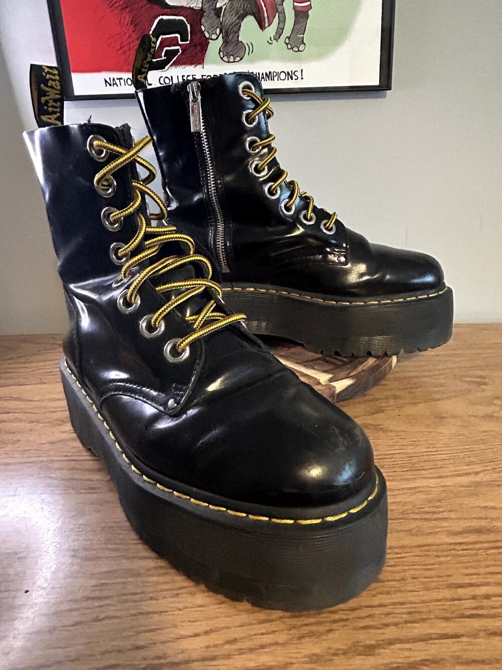 Dr Martens Jadon Max Tiger Laces size 10/EU 42